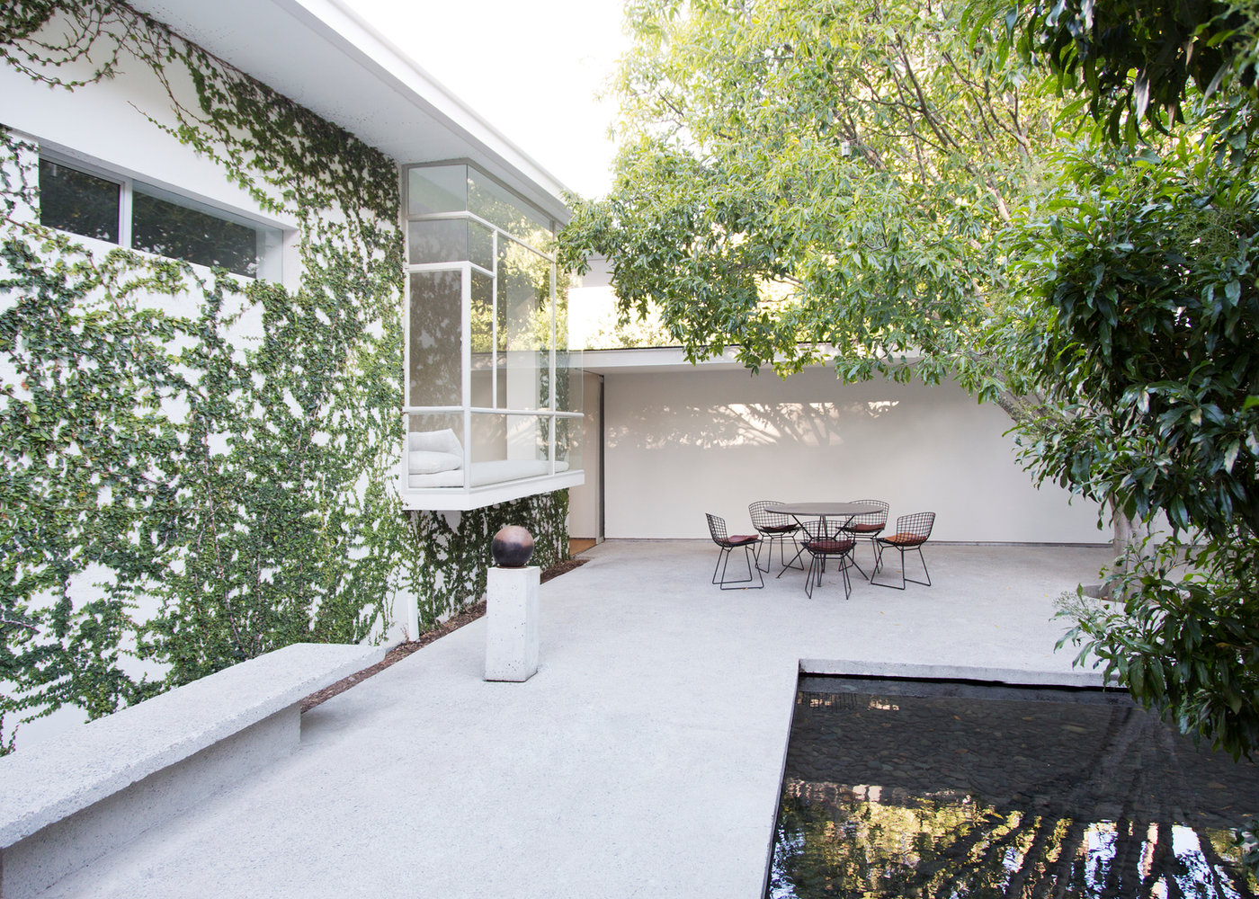 Commercial landscaping